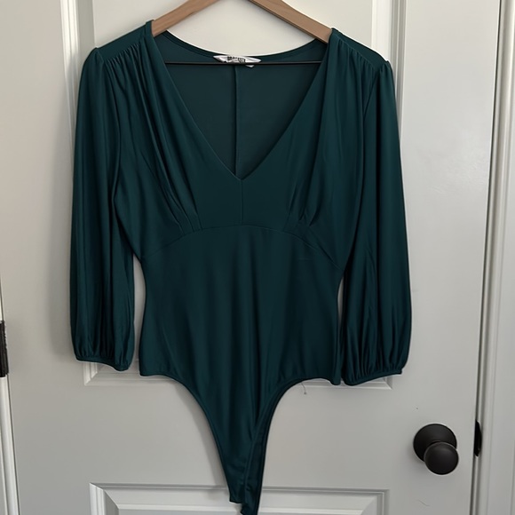 BB Dakota emerald green bodysuit - Picture 3 of 5
